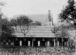 Lawekes Bienenhaus